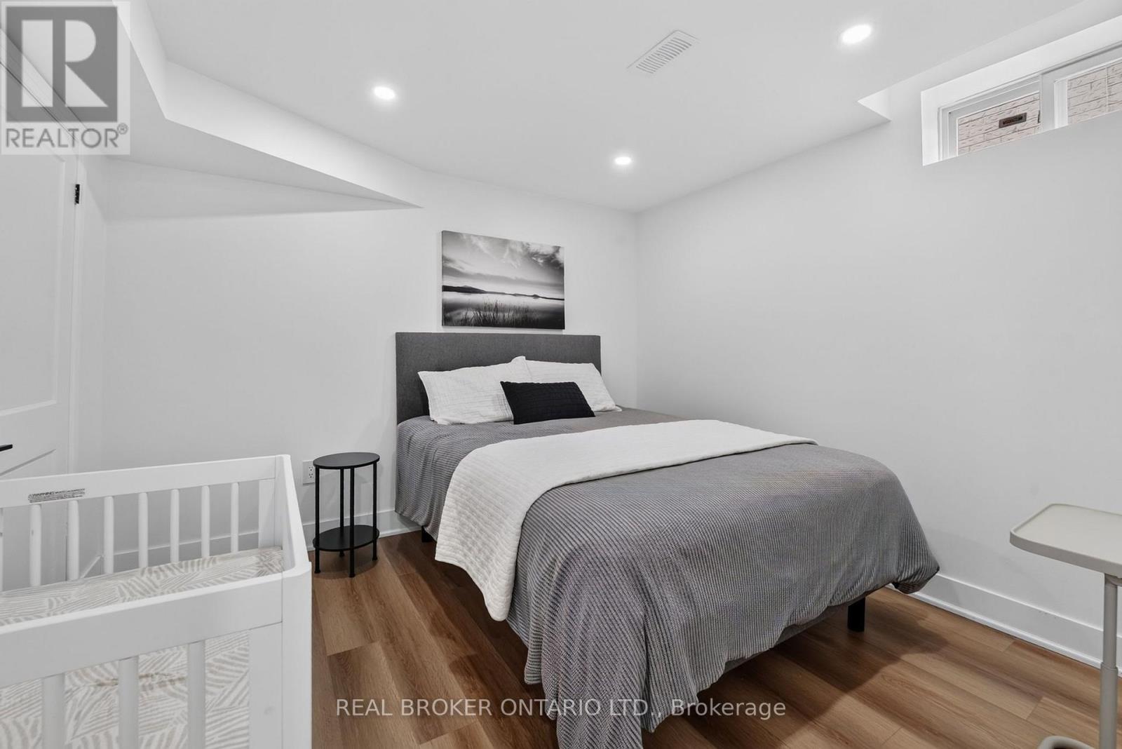 1491 Evenside Crescent, Mississauga, Ontario L5M 3Y3 - Photo 34 - W13546144