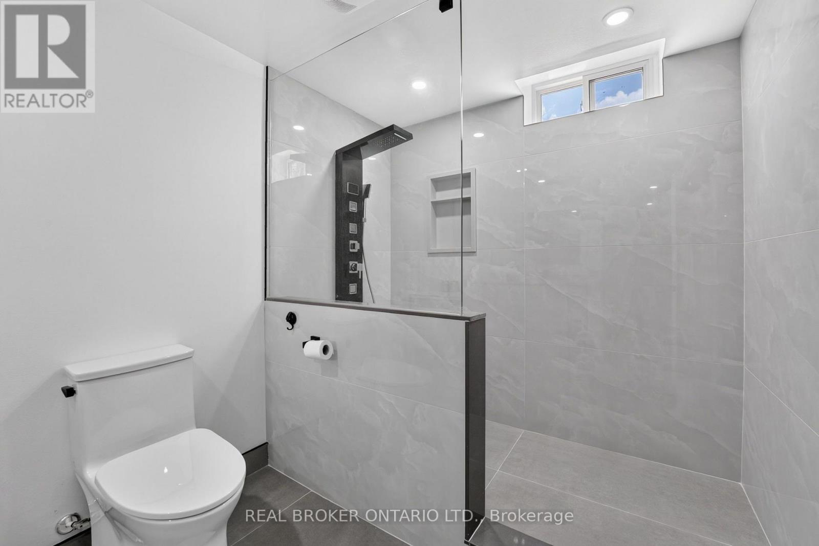1491 Evenside Crescent, Mississauga, Ontario L5M 3Y3 - Photo 35 - W13546144