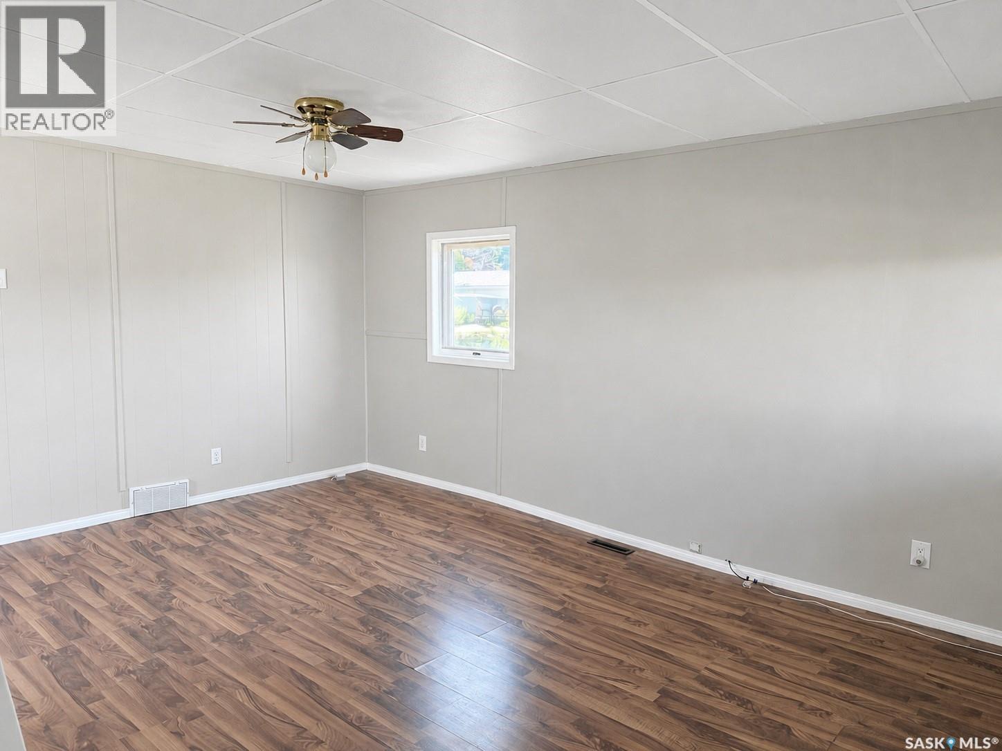 119 Home Street W, Moose Jaw, Saskatchewan  S6H 4X3 - Photo 6 - SK042103