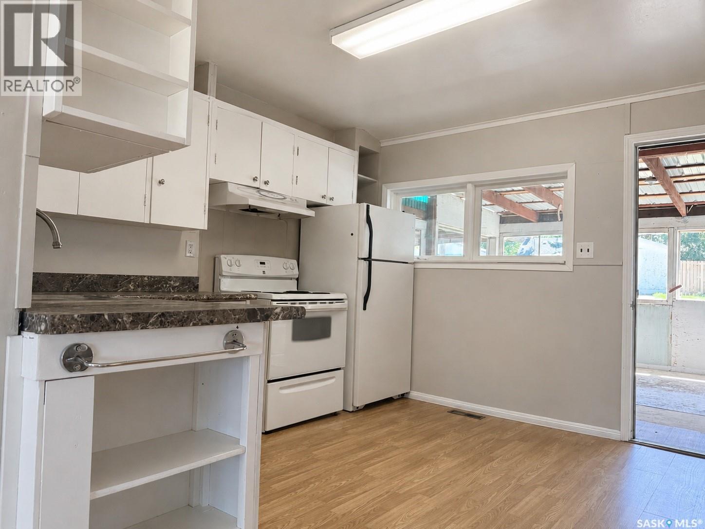 119 Home Street W, Moose Jaw, Saskatchewan  S6H 4X3 - Photo 8 - SK042103