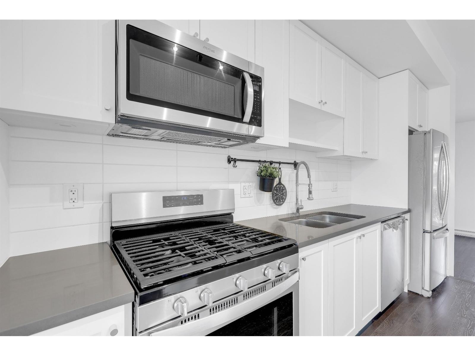 49 16678 25 Avenue, Surrey, British Columbia  V3Z 0Z2 - Photo 4 - R3144446