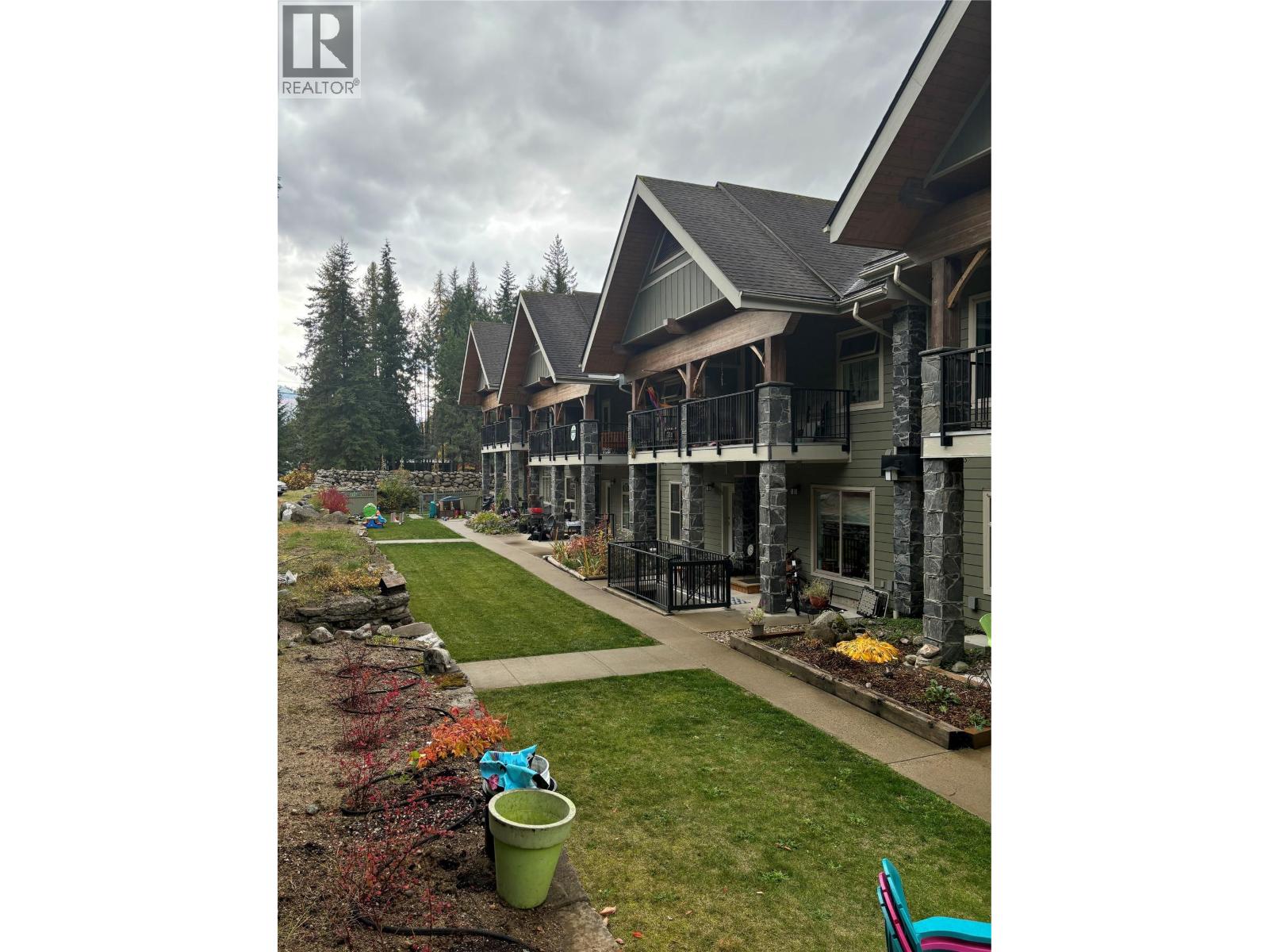 912 Slocan Street Unit# 7, Slocan, British Columbia V0G 2C0 - Photo 3 - 10394120