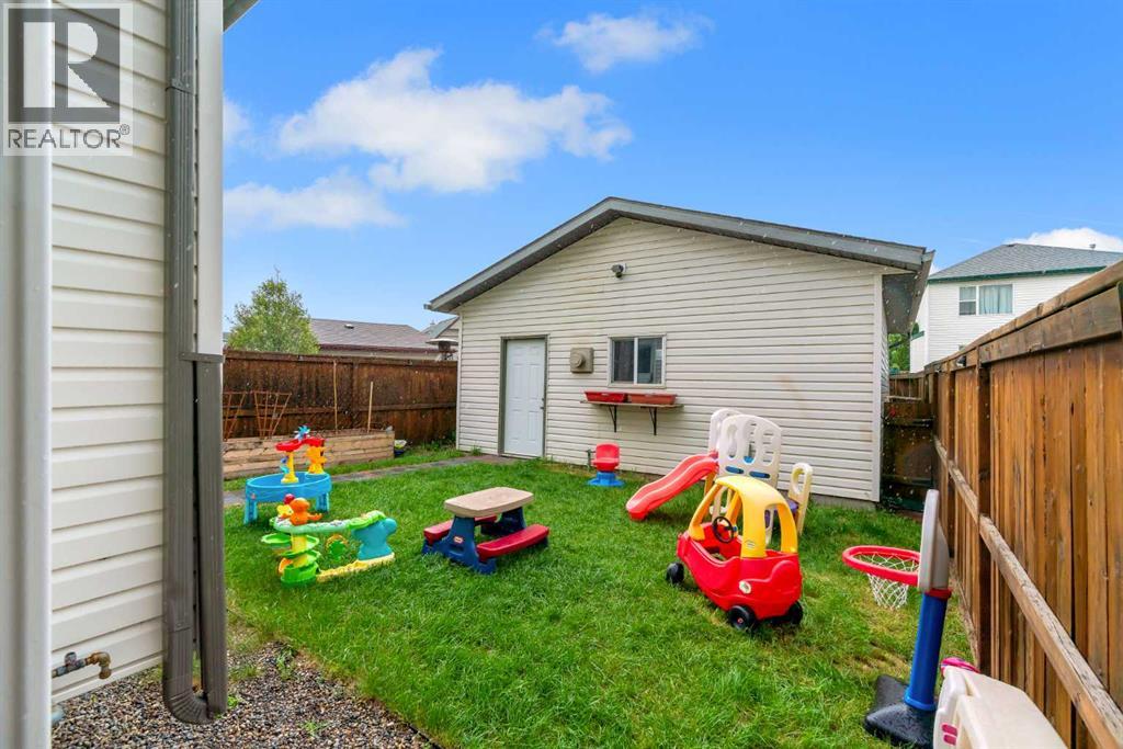 12 Copperfield Rise SE, Calgary, Alberta  T2Z 4R6 - Photo 46 - A2325983
