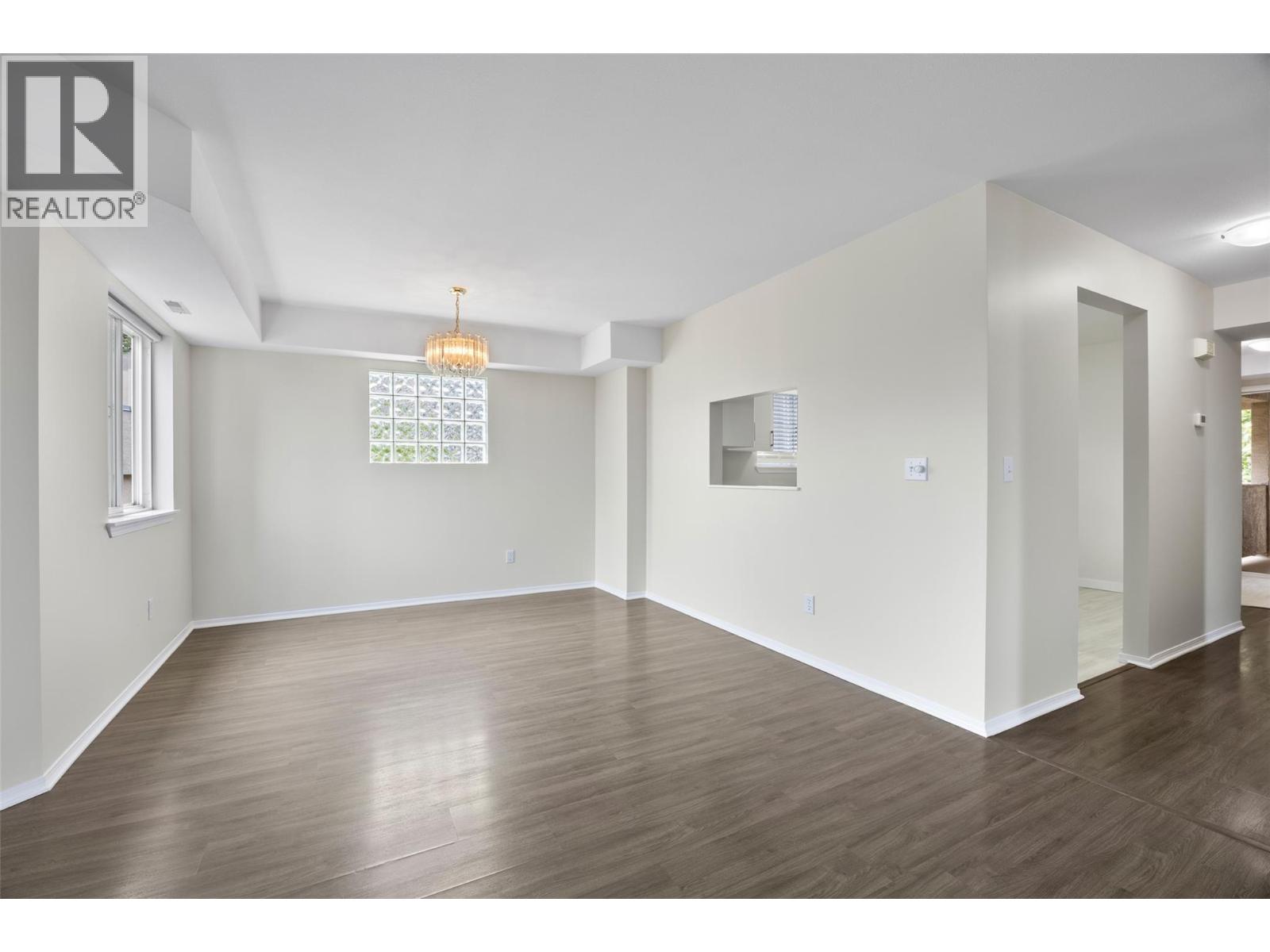 1185 Hugh Allan Drive Unit# 213 — photo 6