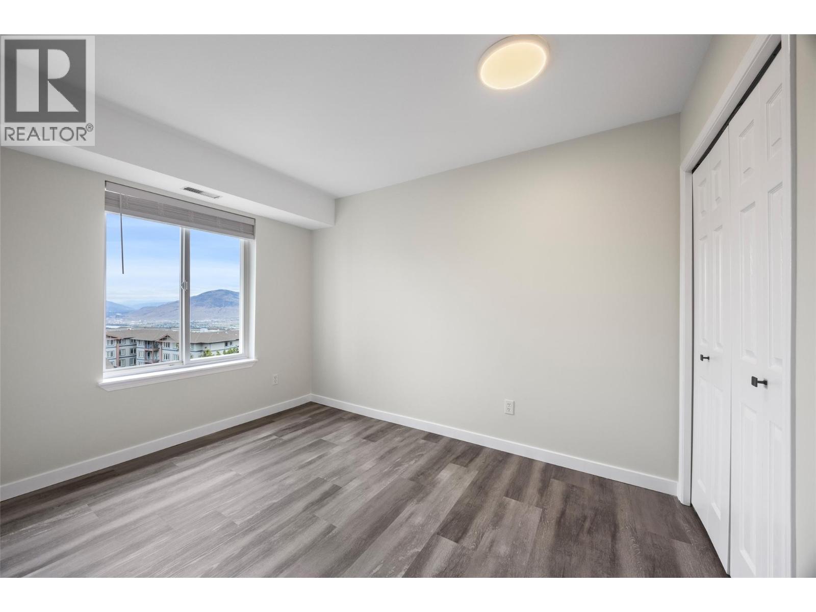 1185 Hugh Allan Drive Unit# 213 — photo 11