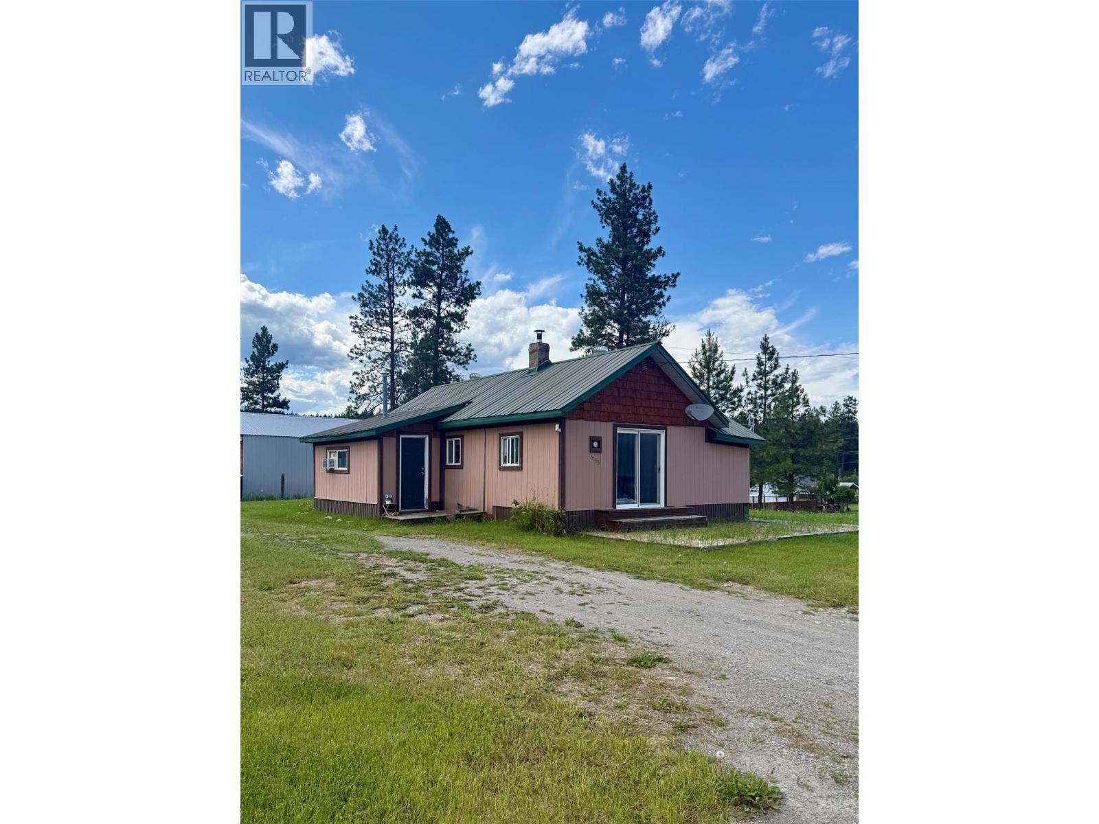 6195 & Lot 1 Cartwright Street, Wardner, British Columbia  V0B 2J0 - Photo 1 - 10394206