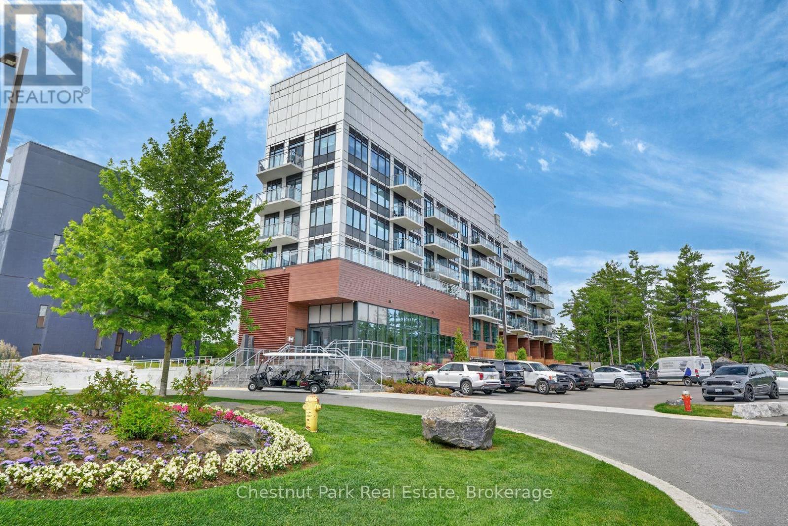 #513 - 100 CARRICK TRAIL