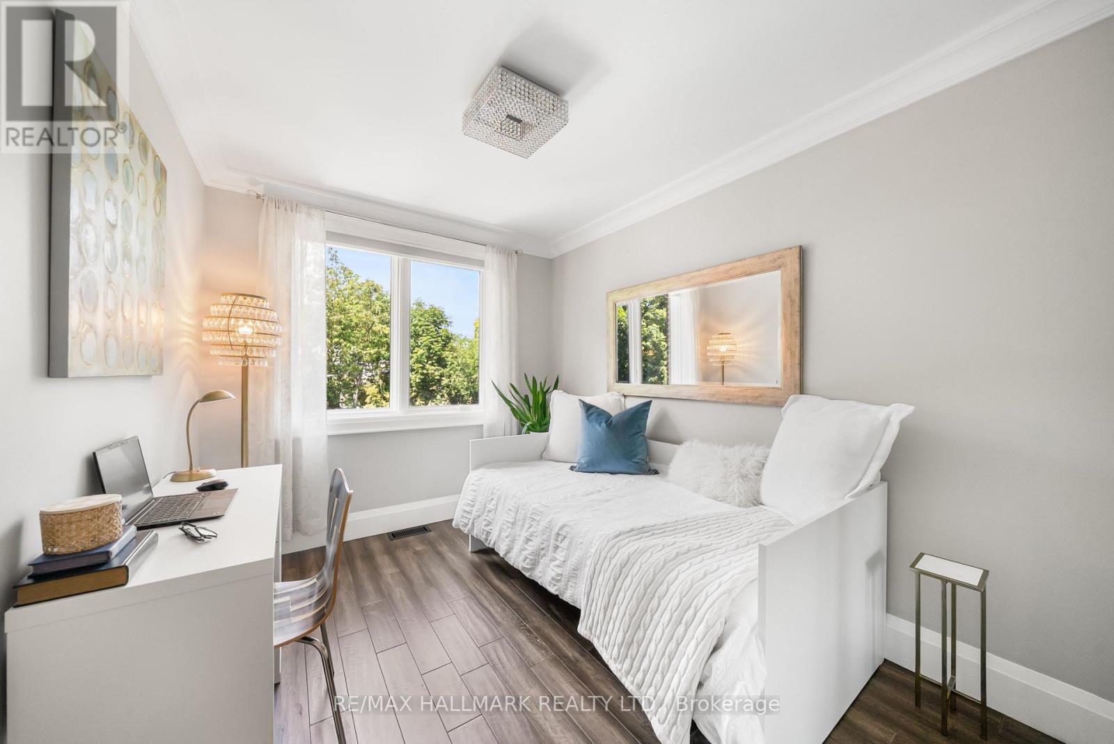214 Divadale Drive, Toronto, Ontario  M4G 2P7 - Photo 23 - C13546256