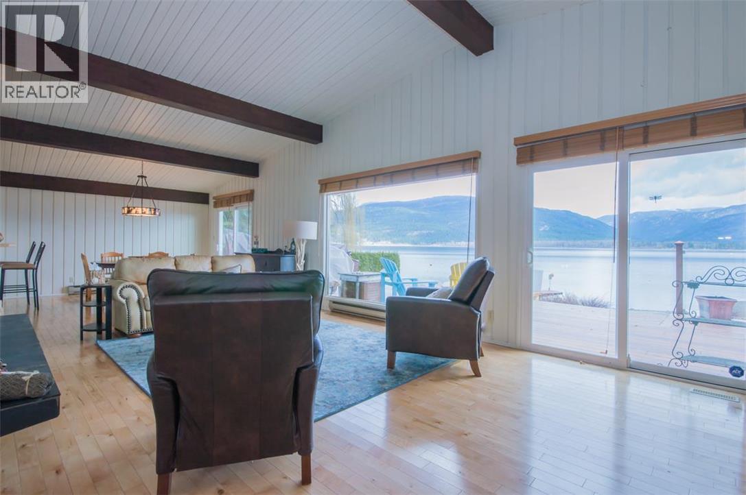 697 Viel Road, Sorrento, British Columbia  V0E 2W1 - Photo 35 - 10394034