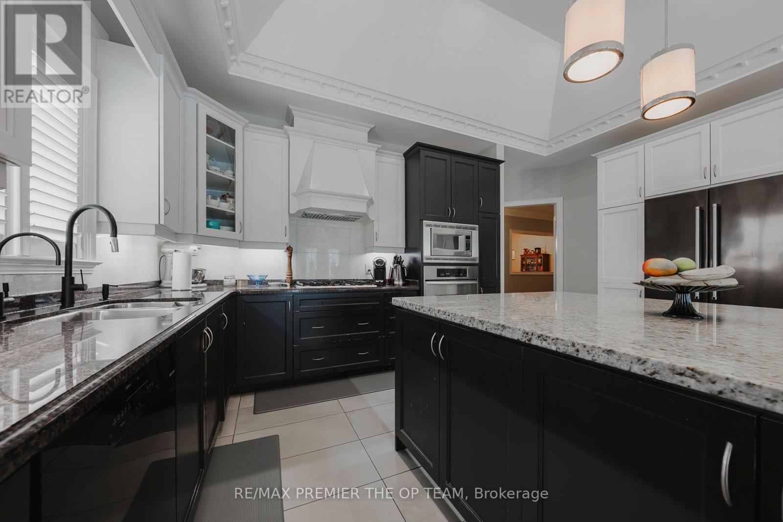 Upper - 56 Park Ridge Drive, Vaughan, Ontario L0J 1C0 - Photo 18 - N13546198