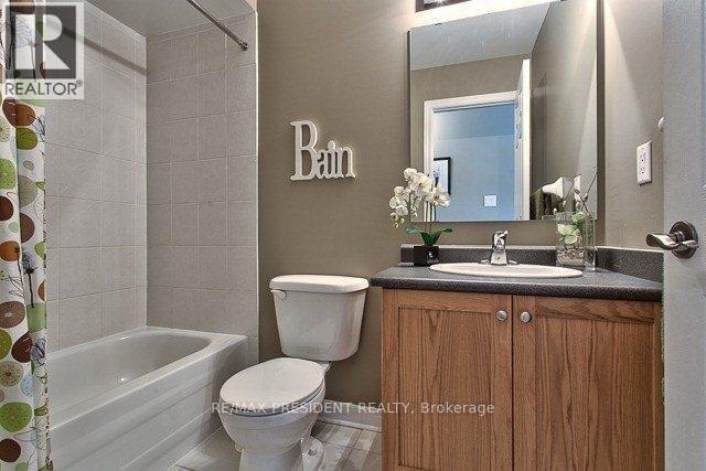 2361 Baronwood Drive, Oakville, Ontario  L6M 0J8 - Photo 18 - W13546252