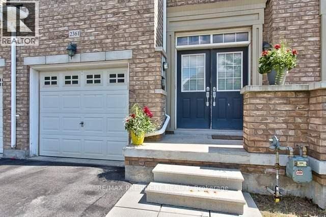 2361 Baronwood Drive, Oakville, Ontario  L6M 0J8 - Photo 2 - W13546252