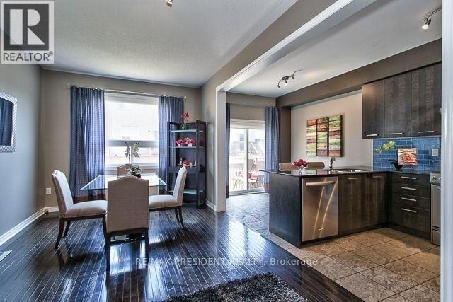 2361 Baronwood Drive, Oakville, Ontario  L6M 0J8 - Photo 7 - W13546252