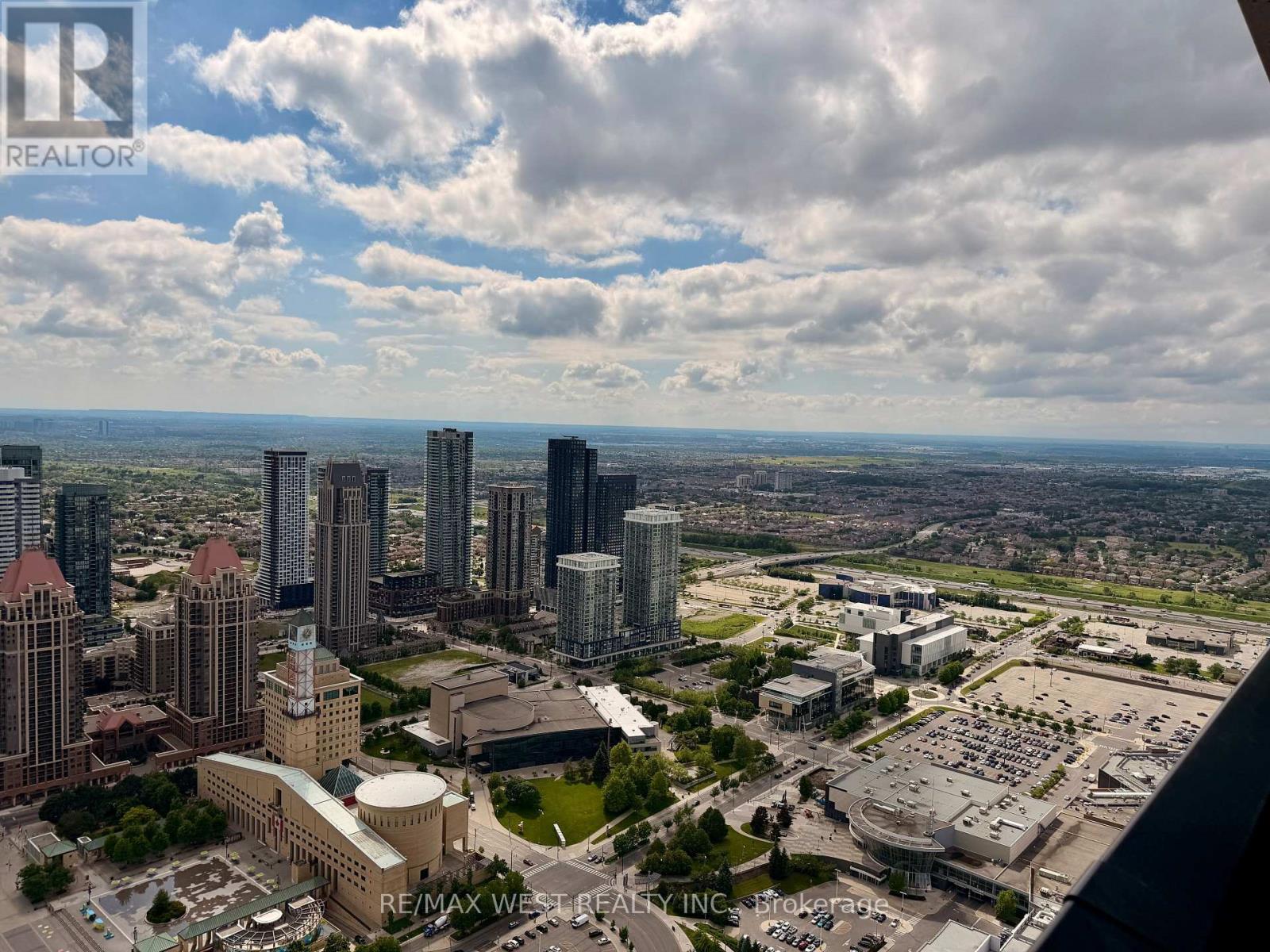 5805 LPH - 4015 THE EXCHANGE, Mississauga (City Centre)
