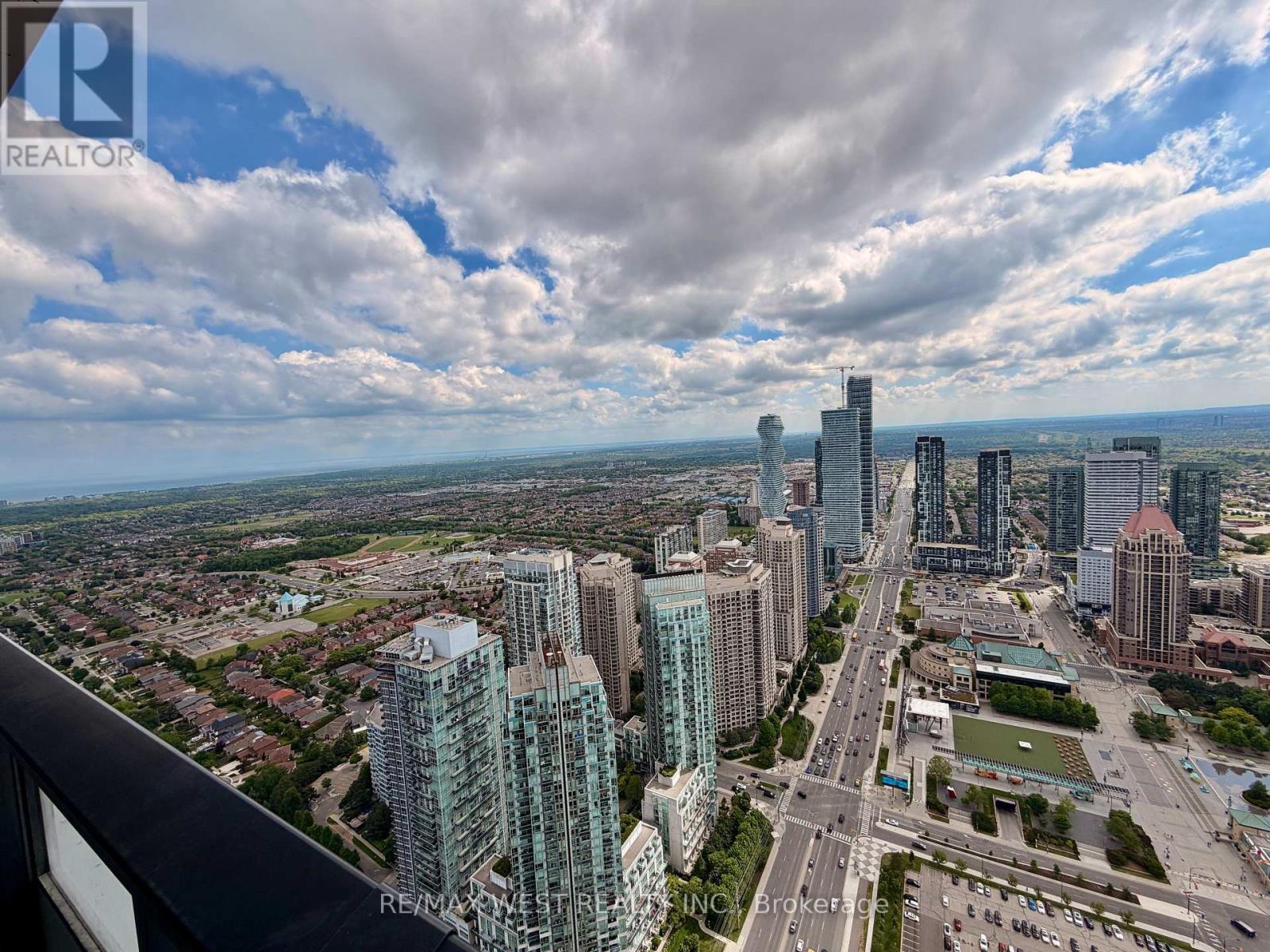 5805 Lph - 4015 The Exchange, Mississauga, Ontario  L5B 0N9 - Photo 3 - W13435024
