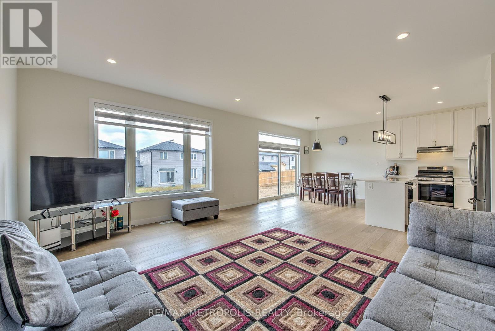 3046 Heardcreek Trail, London North, Ontario  N6G 2S7 - Photo 15 - X13546156