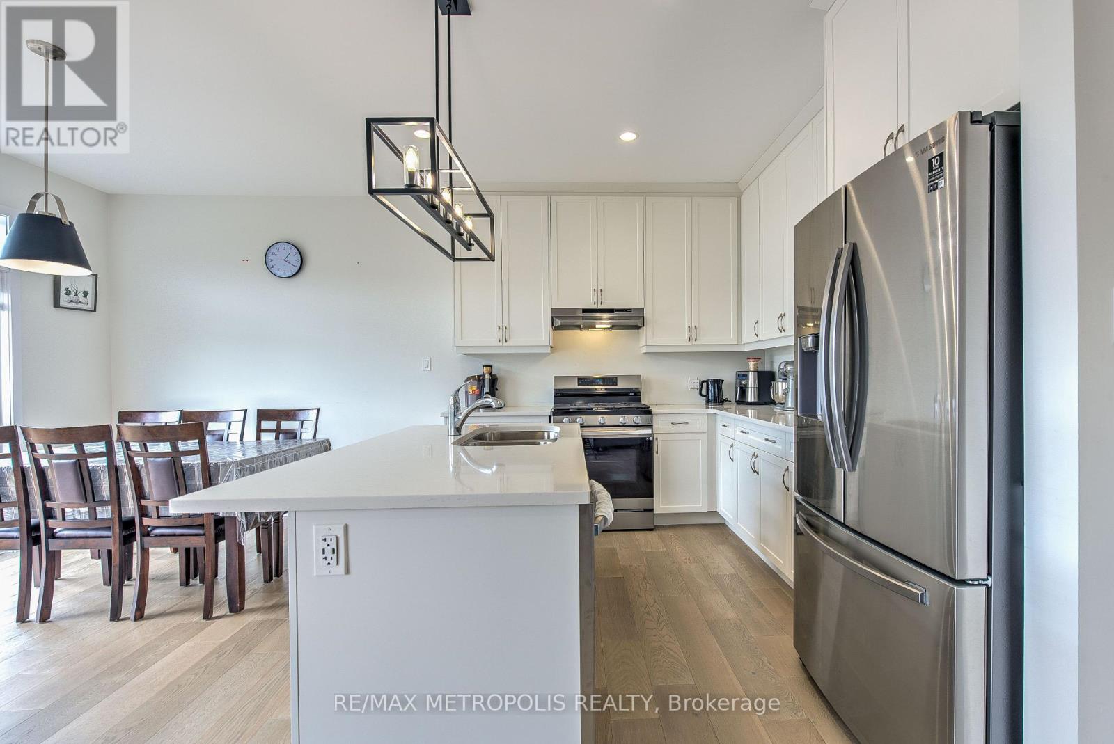 3046 Heardcreek Trail, London North, Ontario  N6G 2S7 - Photo 19 - X13546156
