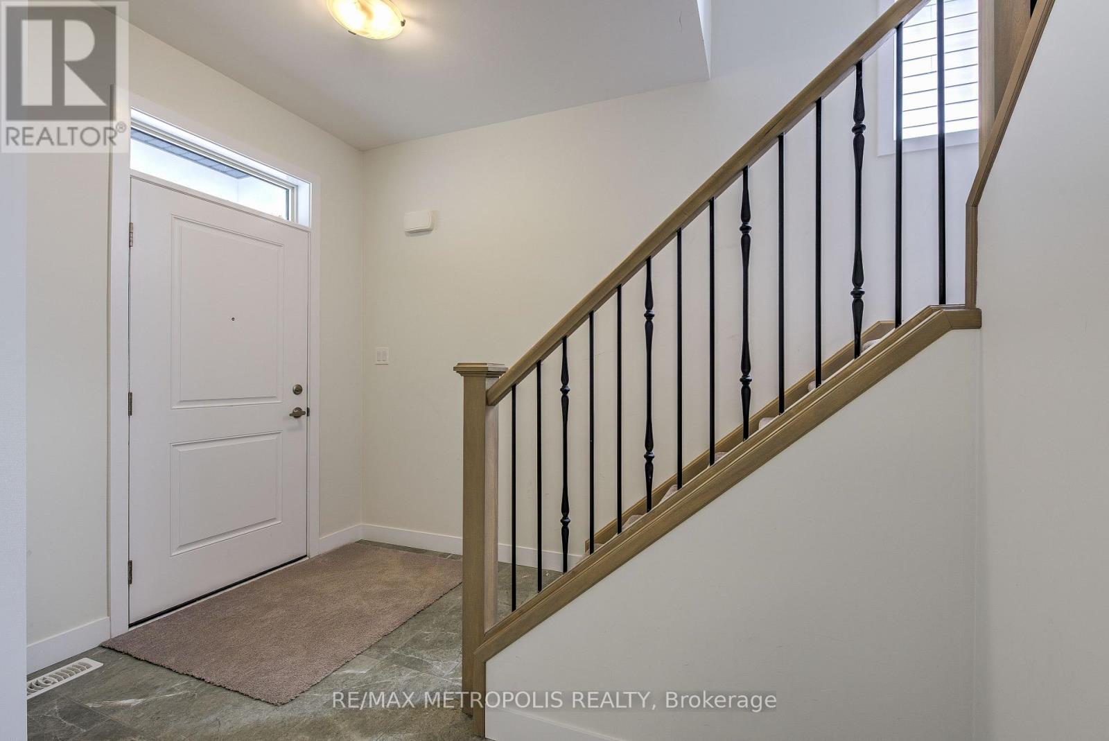 3046 Heardcreek Trail, London North, Ontario  N6G 2S7 - Photo 9 - X13546156