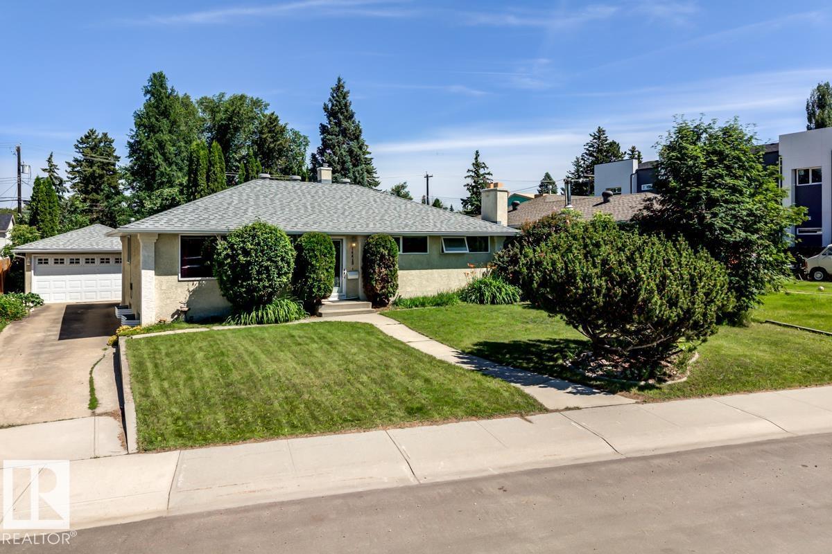 14412 85 Ave NW, Edmonton, Alberta  T5R 3Z3 - Photo 3 - E4498023