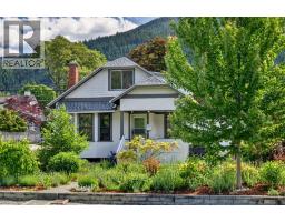 524 SECOND Street, Nelson, British Columbia