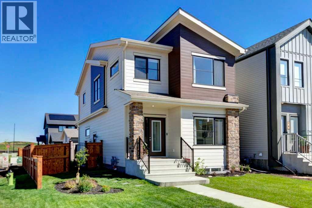 4 Heartwood Lane SE, Calgary
