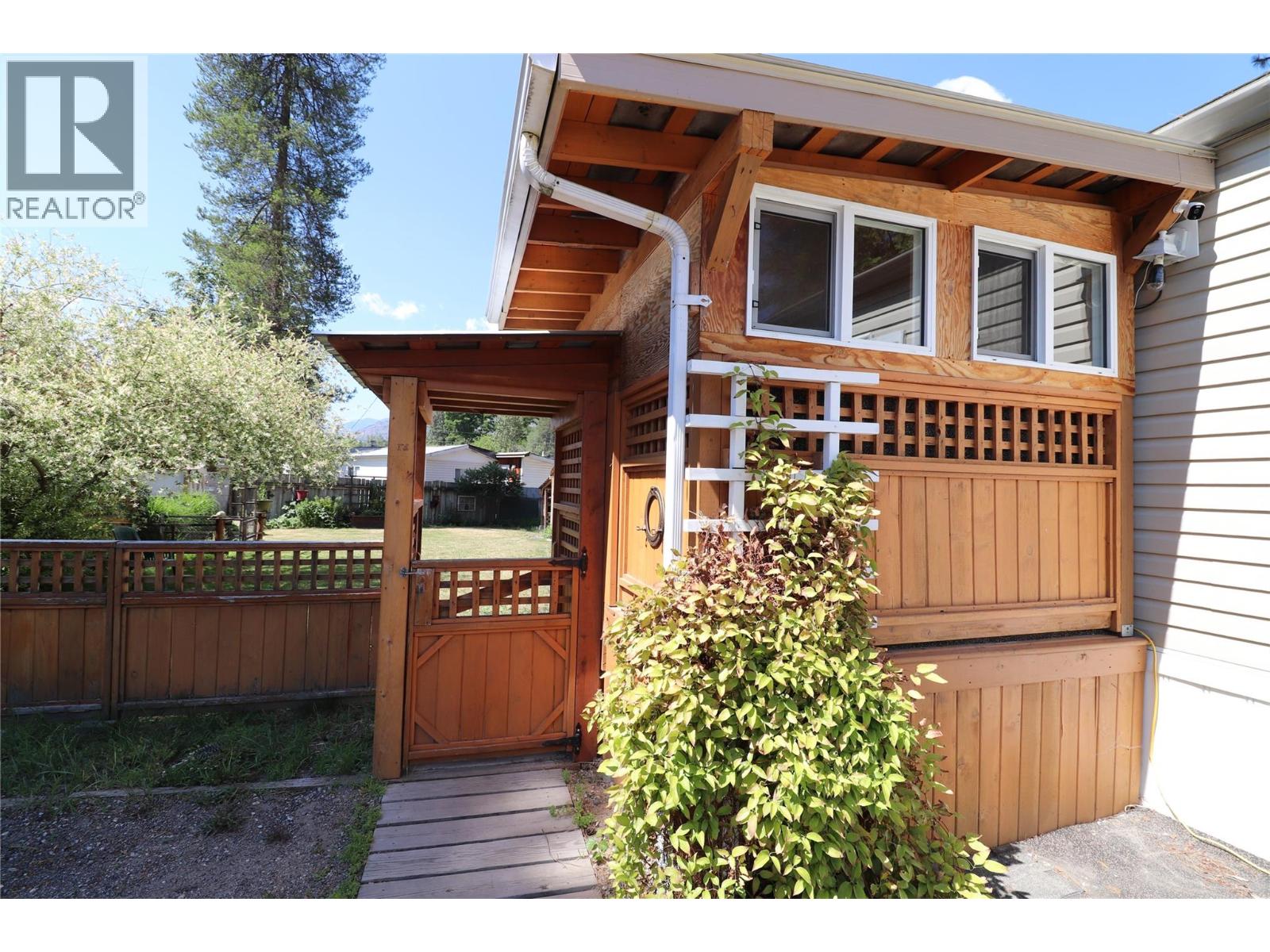 500 16th Avenue Unit# 57, Genelle, British Columbia  V0G 1G0 - Photo 5 - 10394301
