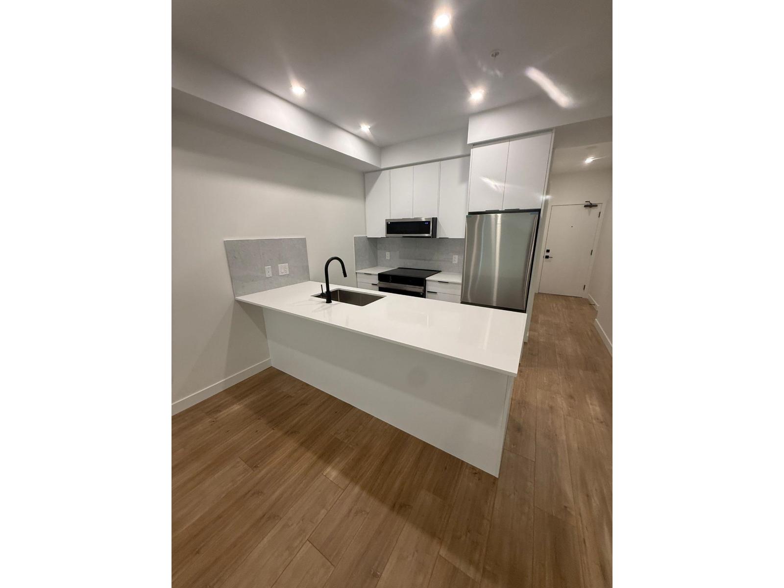 213 14398 60 Ave Street, Surrey, British Columbia  V3X 2N5 - Photo 9 - R3143361