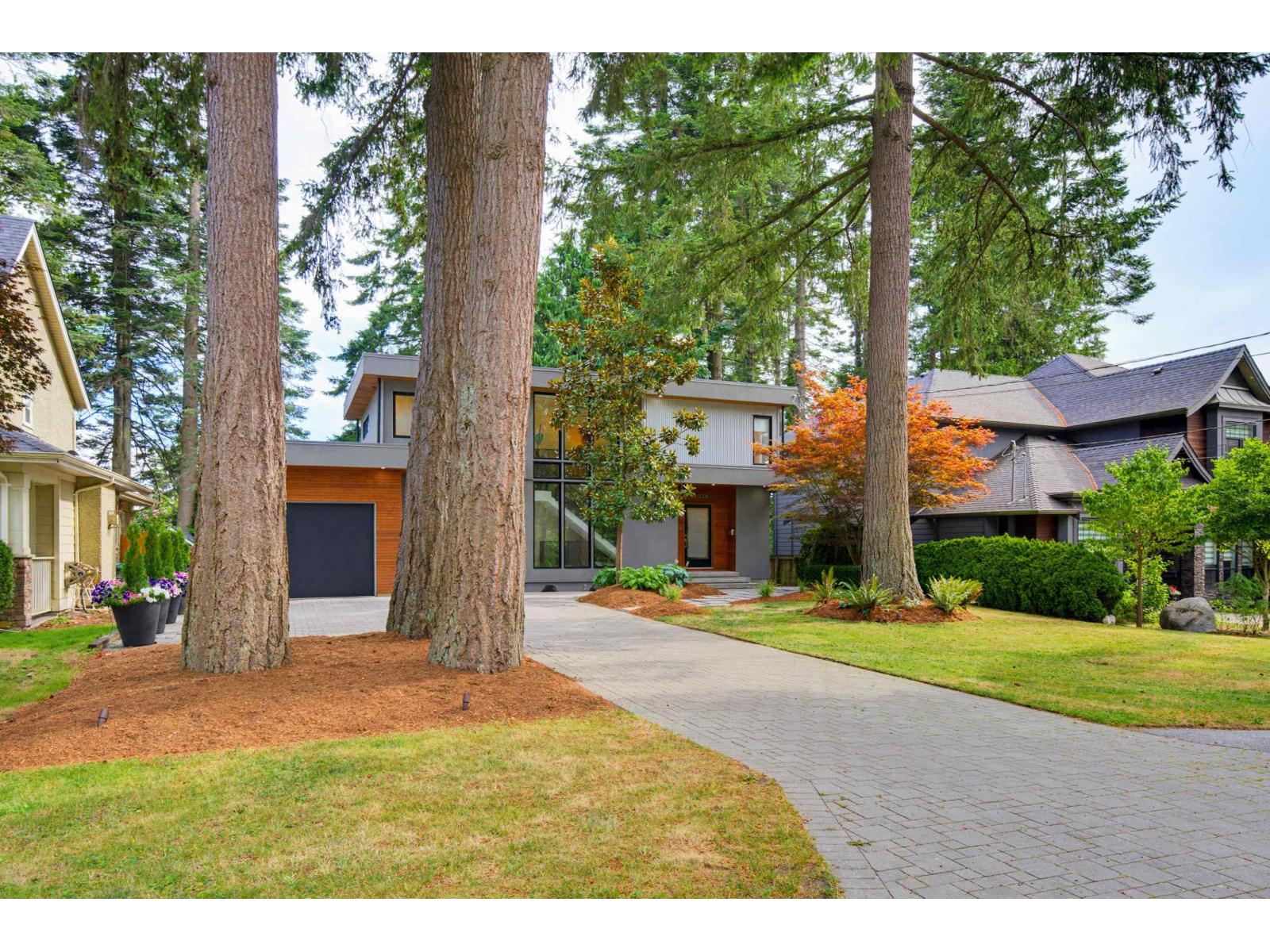 13038 14a Avenue, Surrey, British Columbia  V4A 1J1 - Photo 3 - R3144813