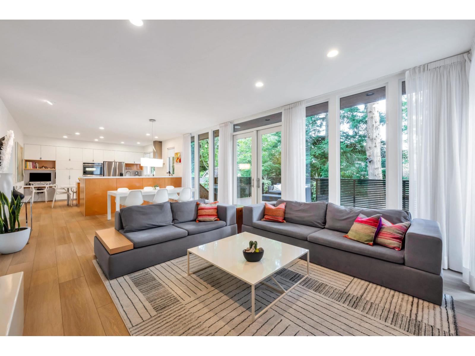 13038 14a Avenue, Surrey, British Columbia  V4A 1J1 - Photo 14 - R3144813