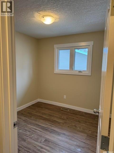 30 Shore Bay, Regina, Saskatchewan  S4R 7H6 - Photo 16 - SK042123