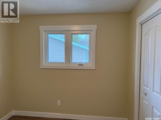 30 Shore Bay, Regina, Saskatchewan  S4R 7H6 - Photo 17 - SK042123