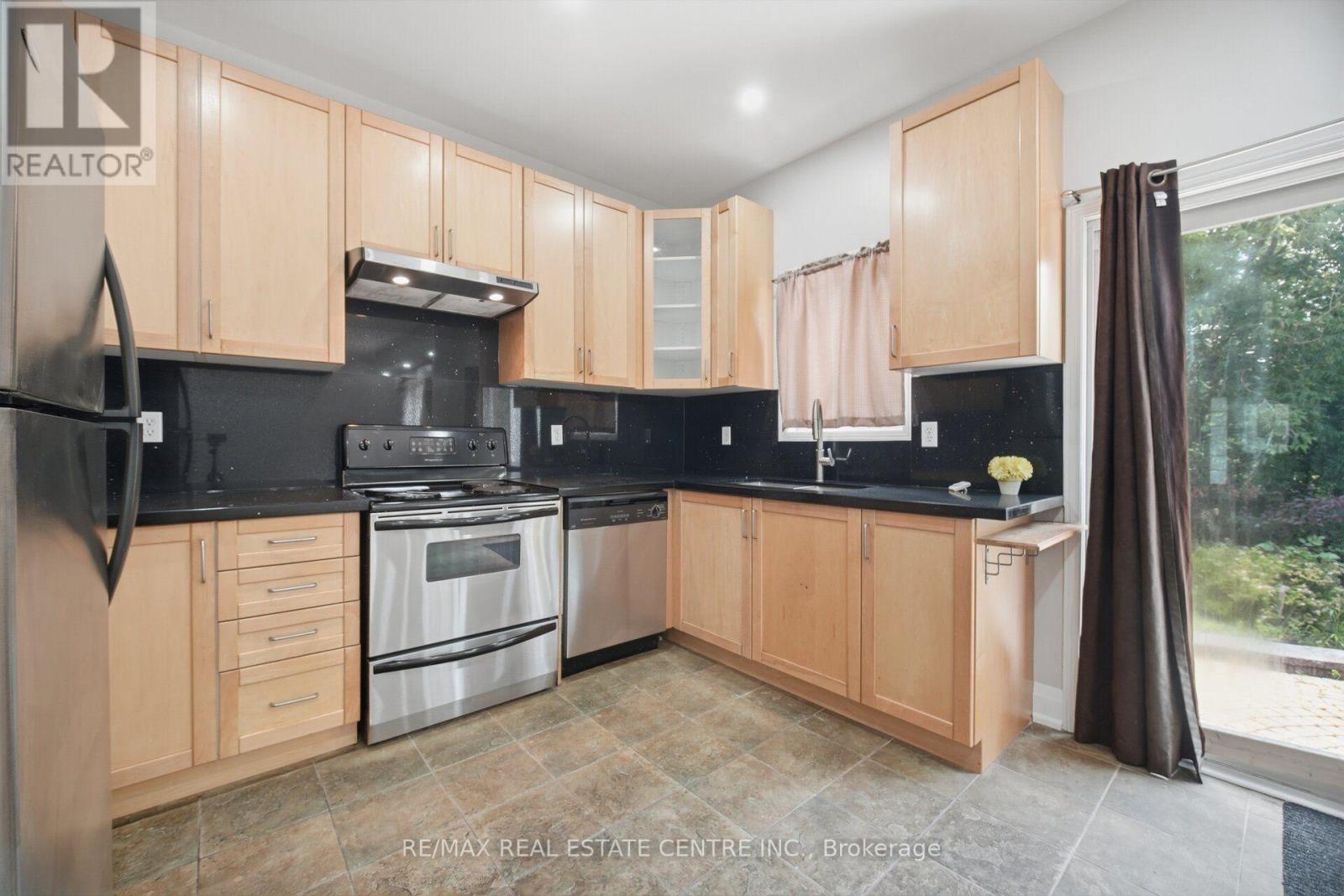 Upper Level - 3857 Brinwood Gate, Mississauga, Ontario  L5M 7H3 - Photo 13 - W13544868
