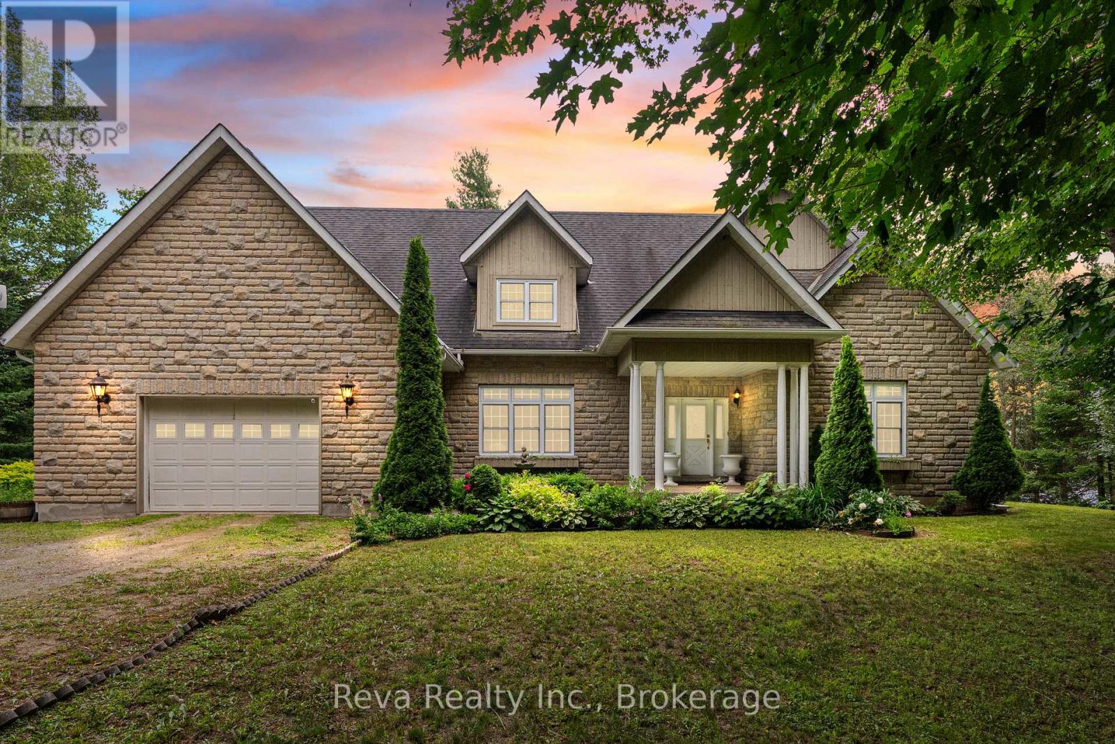 A & B - 464 Mooney Road, Hastings Highlands, Ontario  K0L 1C0 - Photo 1 - X13546378