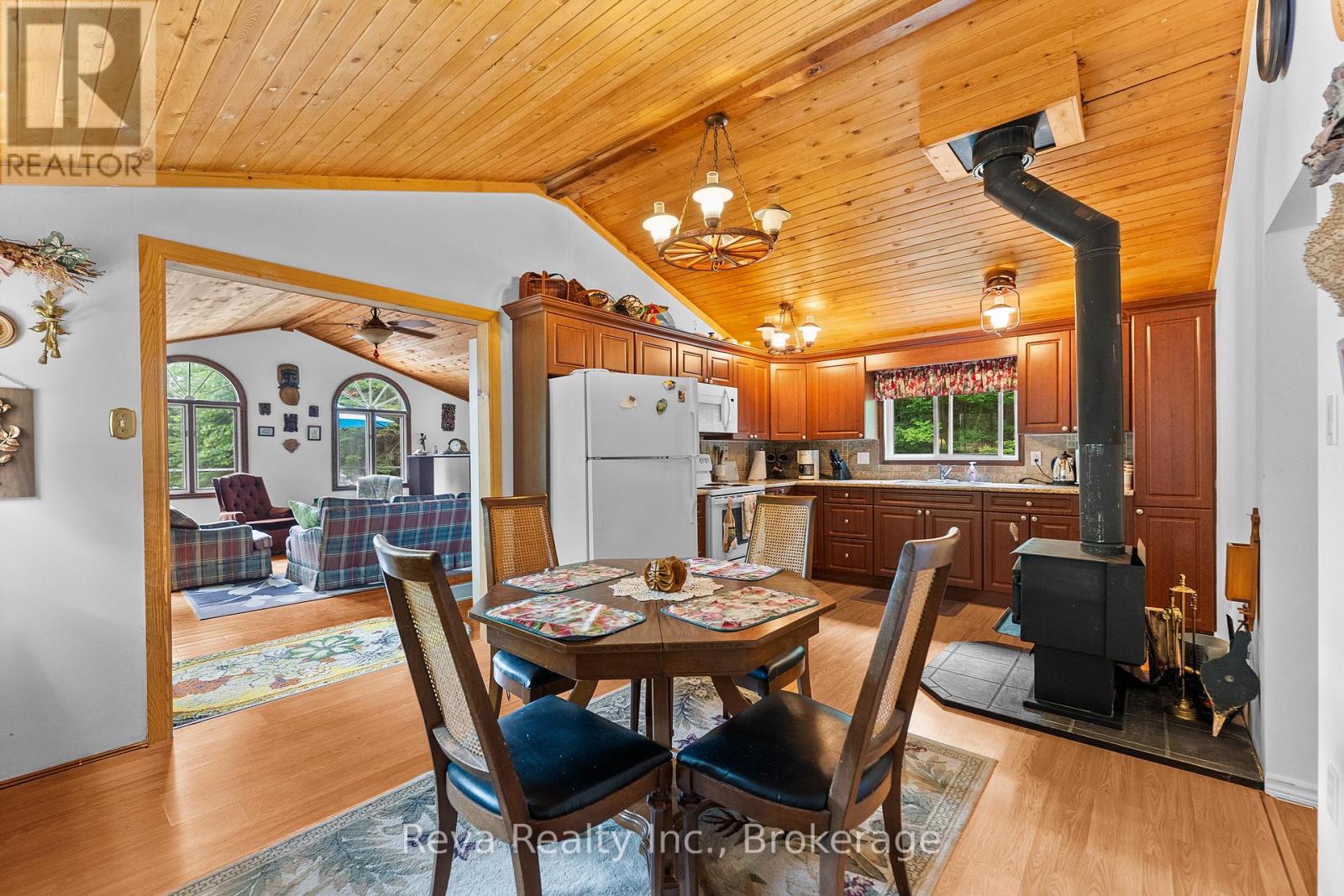 A & B - 464 Mooney Road, Hastings Highlands, Ontario  K0L 1C0 - Photo 33 - X13546378