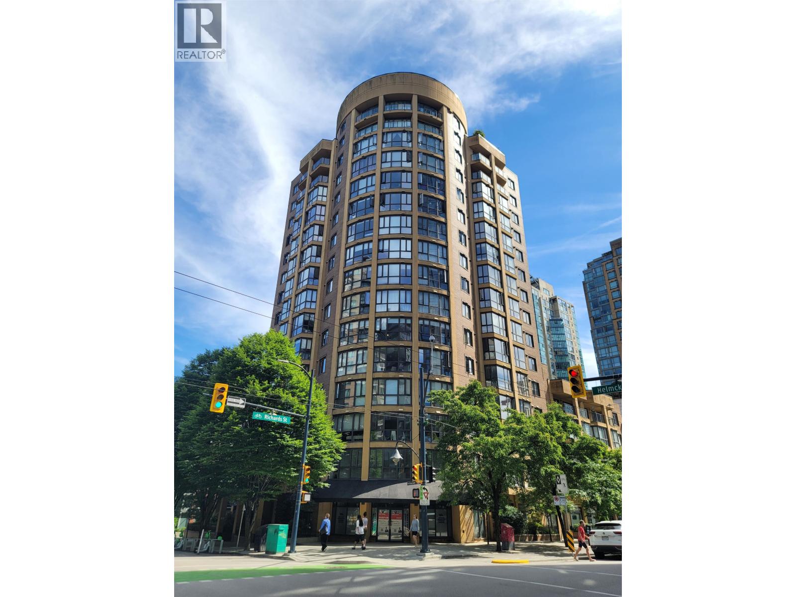 214 488 Helmcken Street, Vancouver, British Columbia  V6B 6E4 - Photo 1 - R3144528
