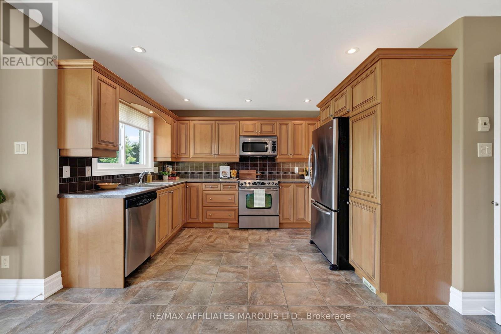 408 Bellevue Crescent, Cornwall, Ontario  K6H 5M9 - Photo 12 - X13546418