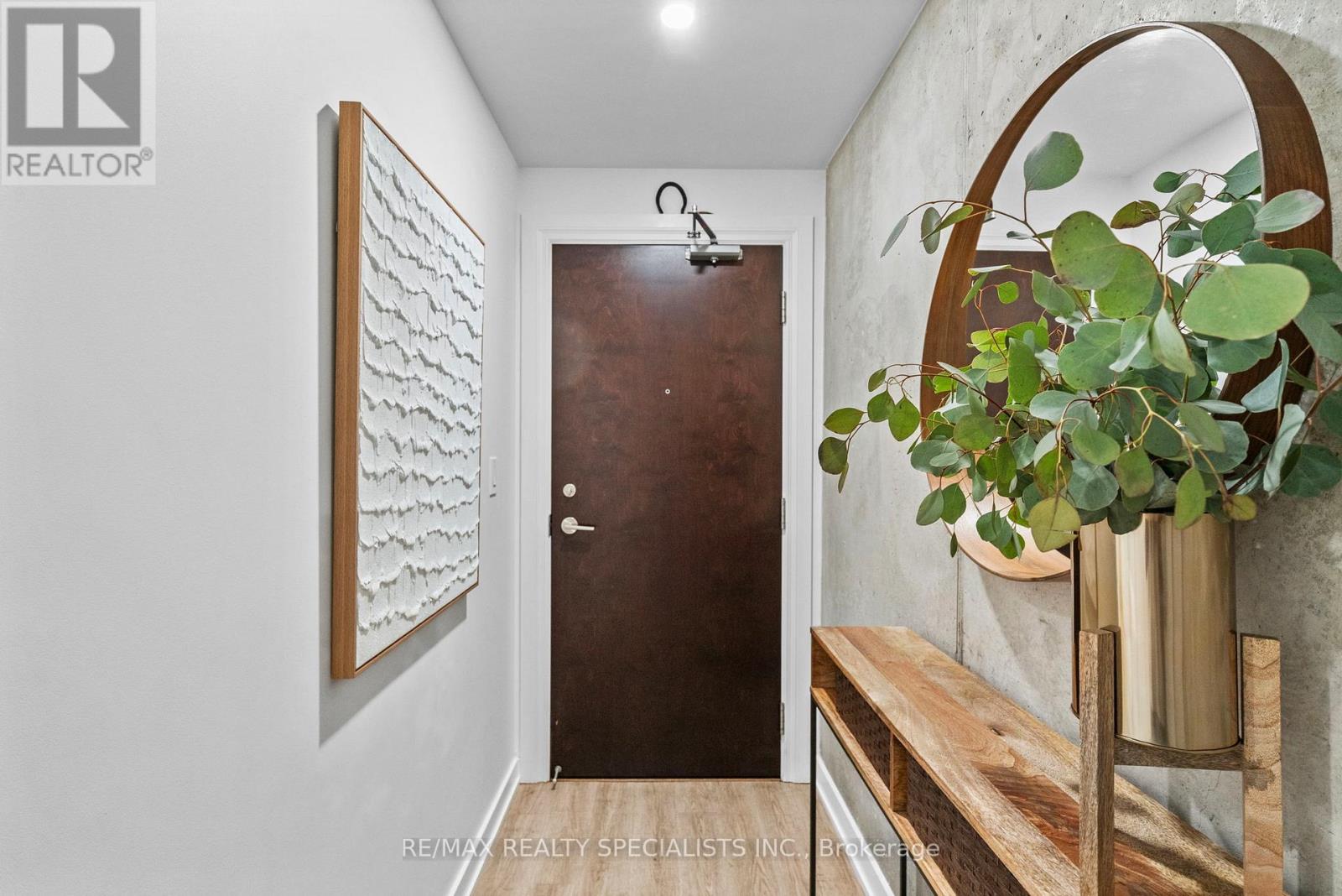 310 - 205 Manning Avenue, Toronto, Ontario  M6J 1V5 - Photo 2 - C13546342