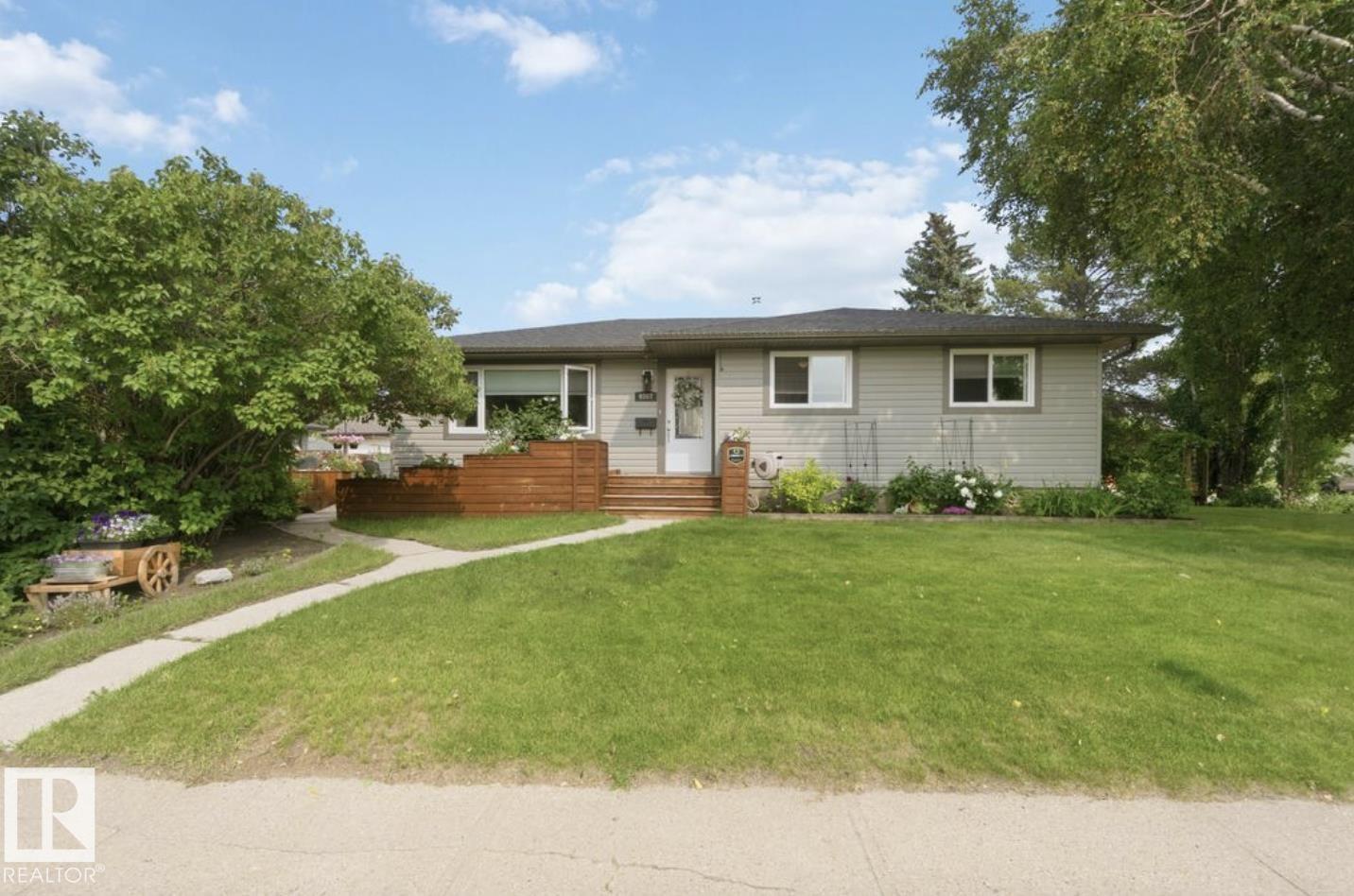 4007 45 Street, Stony Plain, Alberta