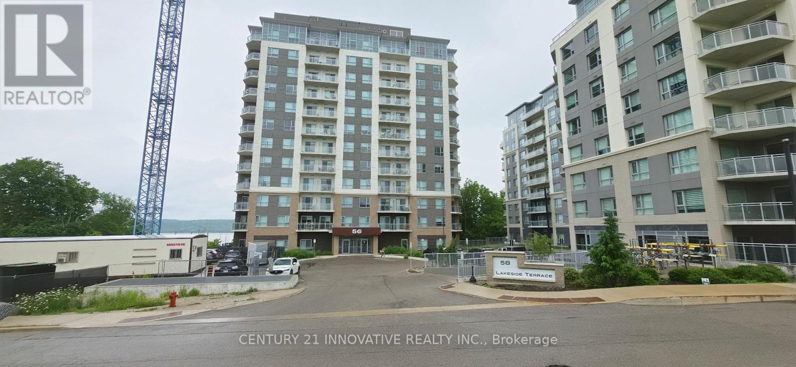 313 - 56 LAKESIDE TERRACE, Barrie (Little Lake)