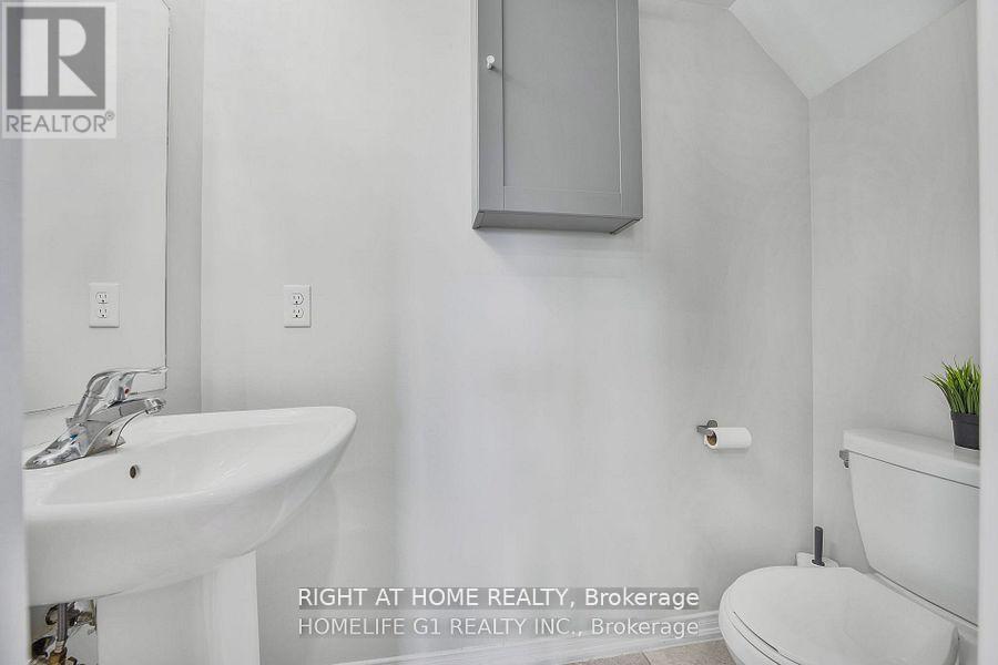 Unit 30 - 2500 Post Road, Oakville, Ontario  L6H 0K1 - Photo 19 - W13546404