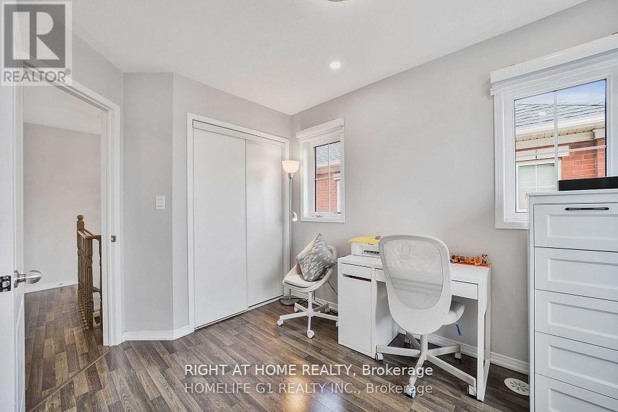 Unit 30 - 2500 Post Road, Oakville, Ontario  L6H 0K1 - Photo 25 - W13546404