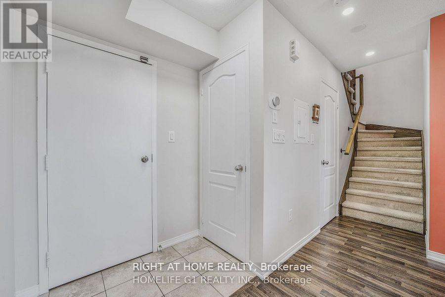 Unit 30 - 2500 Post Road, Oakville, Ontario  L6H 0K1 - Photo 36 - W13546404