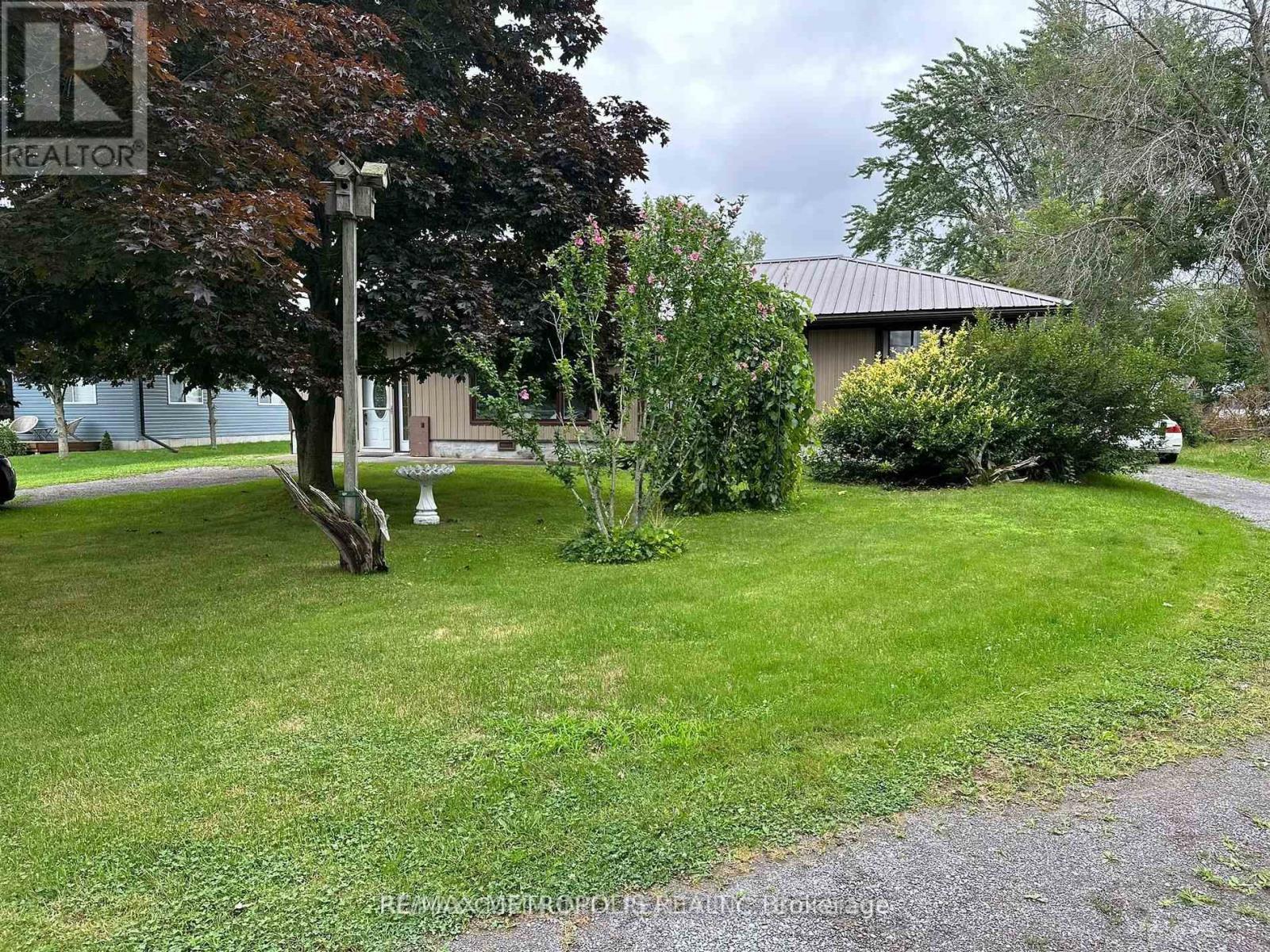 498 Hiscock Shores Road, Prince Edward County, Ontario  K0K 1L0 - Photo 21 - X13546350