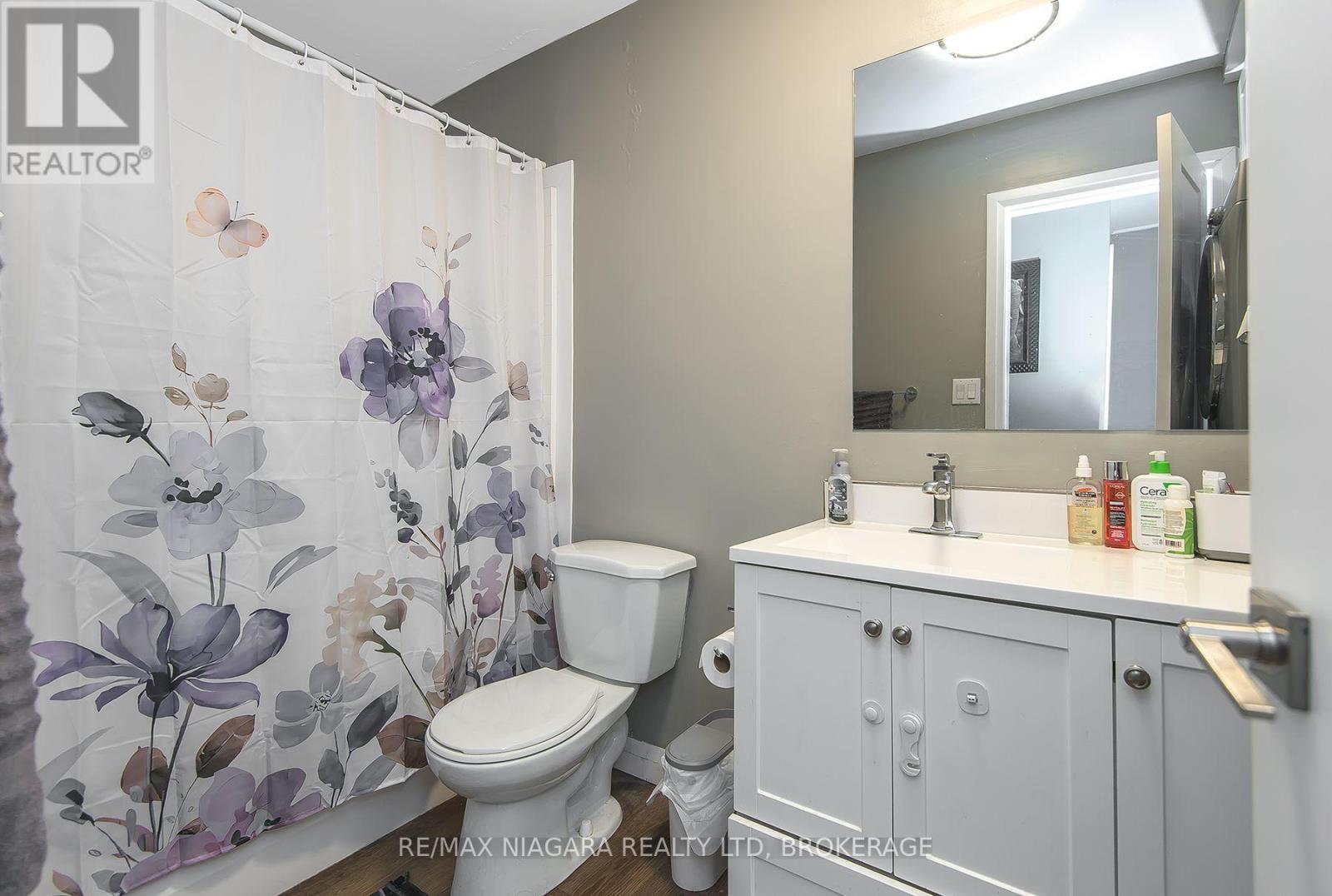 Upper - 58 Dorchester Boulevard, St. Catharines, Ontario  L2M 6V2 - Photo 18 - X13479864