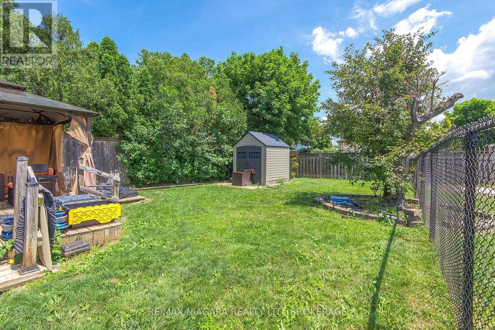 Upper - 58 Dorchester Boulevard, St. Catharines, Ontario  L2M 6V2 - Photo 3 - X13479864