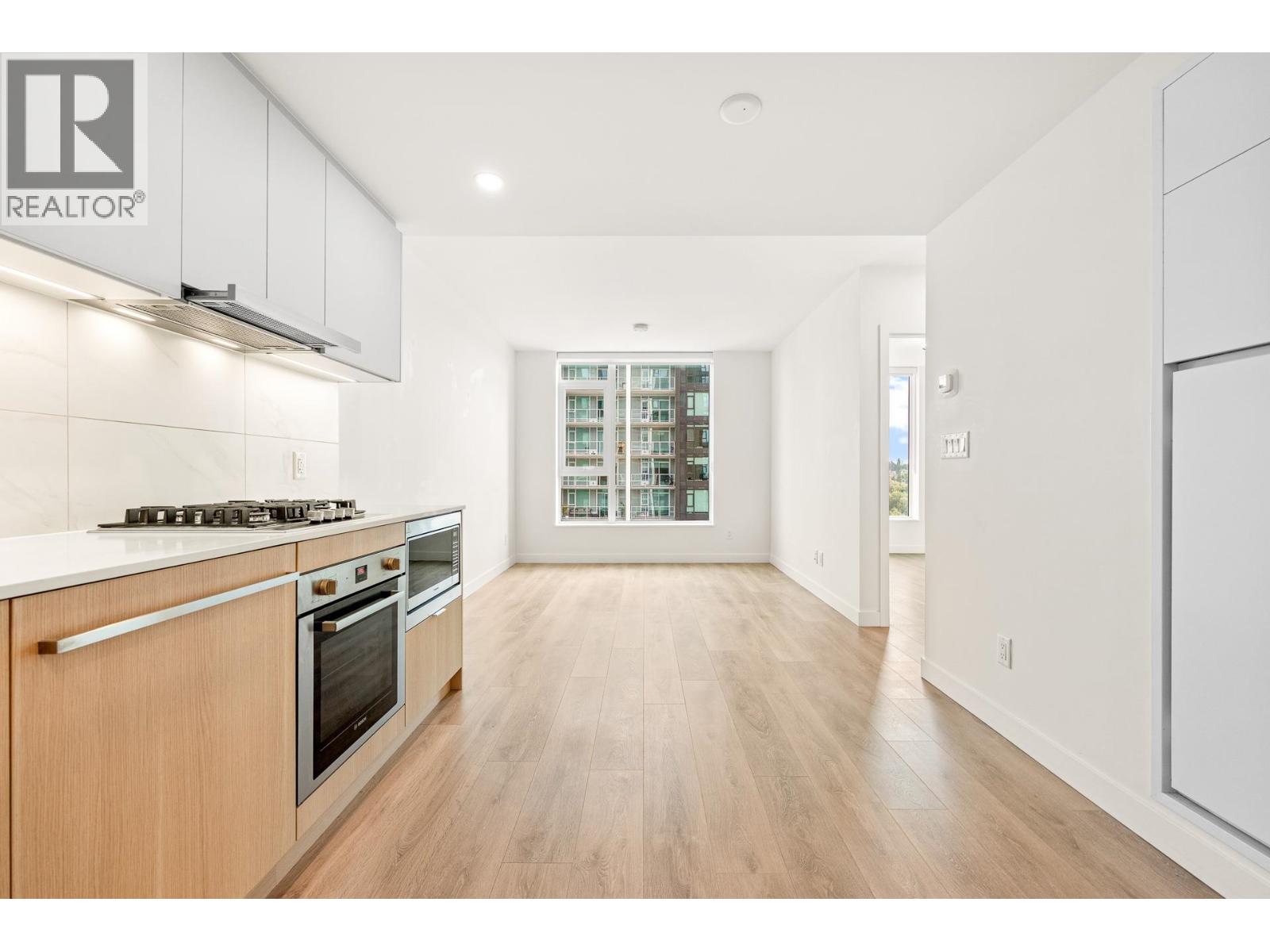 2206 318 Alderson Avenue, Coquitlam, British Columbia  V3K 0J1 - Photo 4 - R3144444