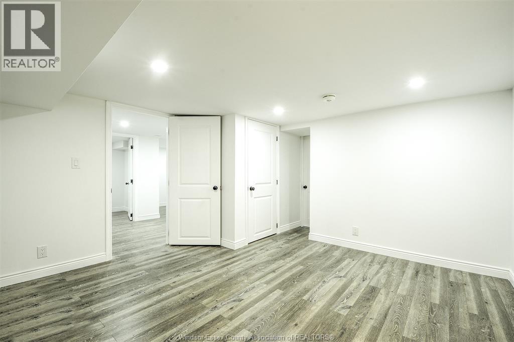 3076 Sandwich, Windsor, Ontario  N9C 1A4 - Photo 21 - 26016548