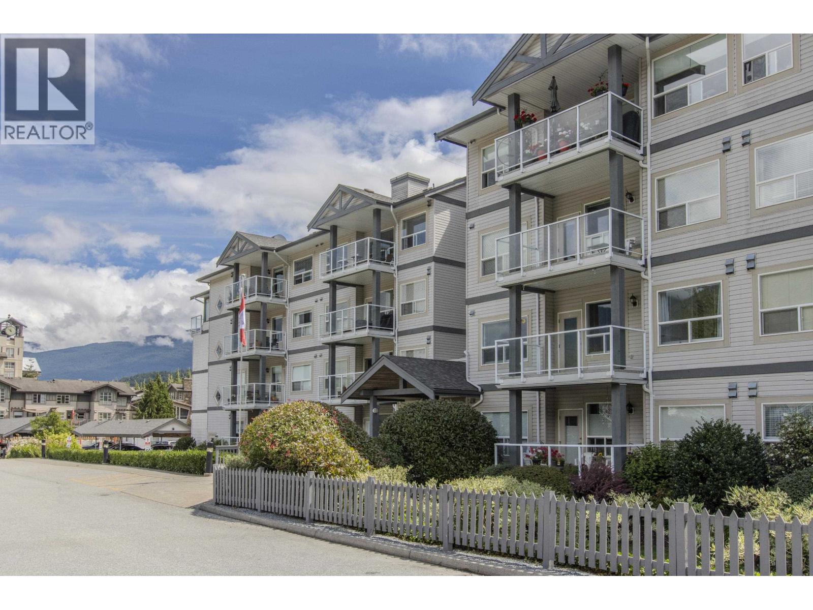 207 1203 PEMBERTON AVENUE, Squamish, British Columbia
