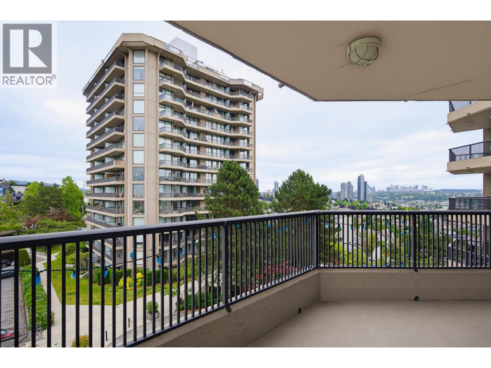 604 3740 Albert Street, Burnaby, British Columbia  V5C 5Y7 - Photo 13 - R3144846