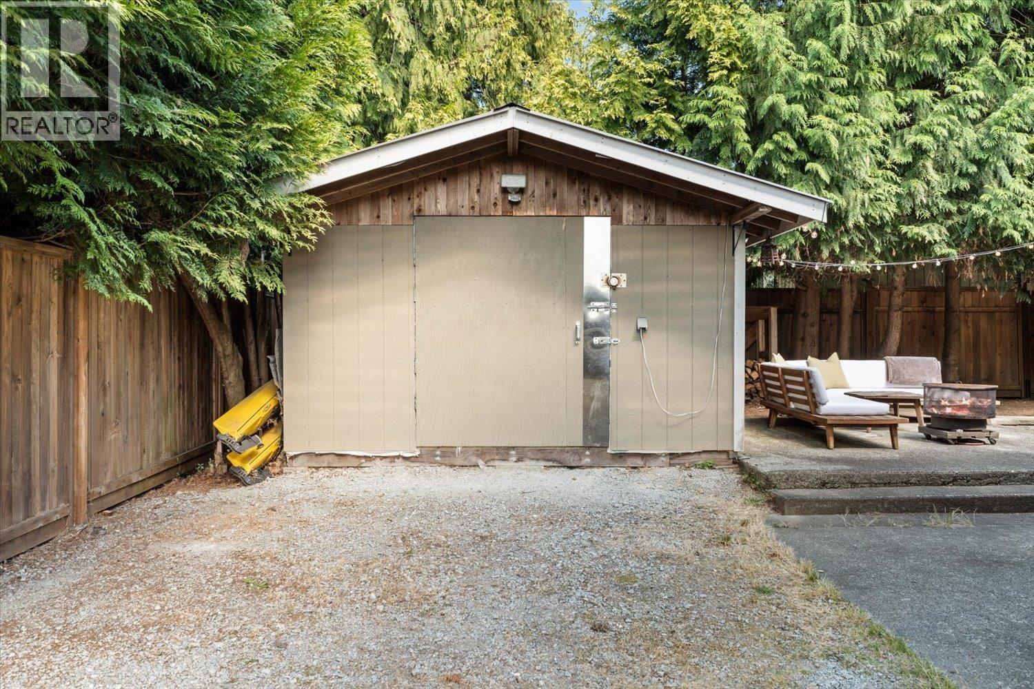 18844 120b Avenue, Pitt Meadows, British Columbia V3Y 1W2 - Photo 34 - R3144619